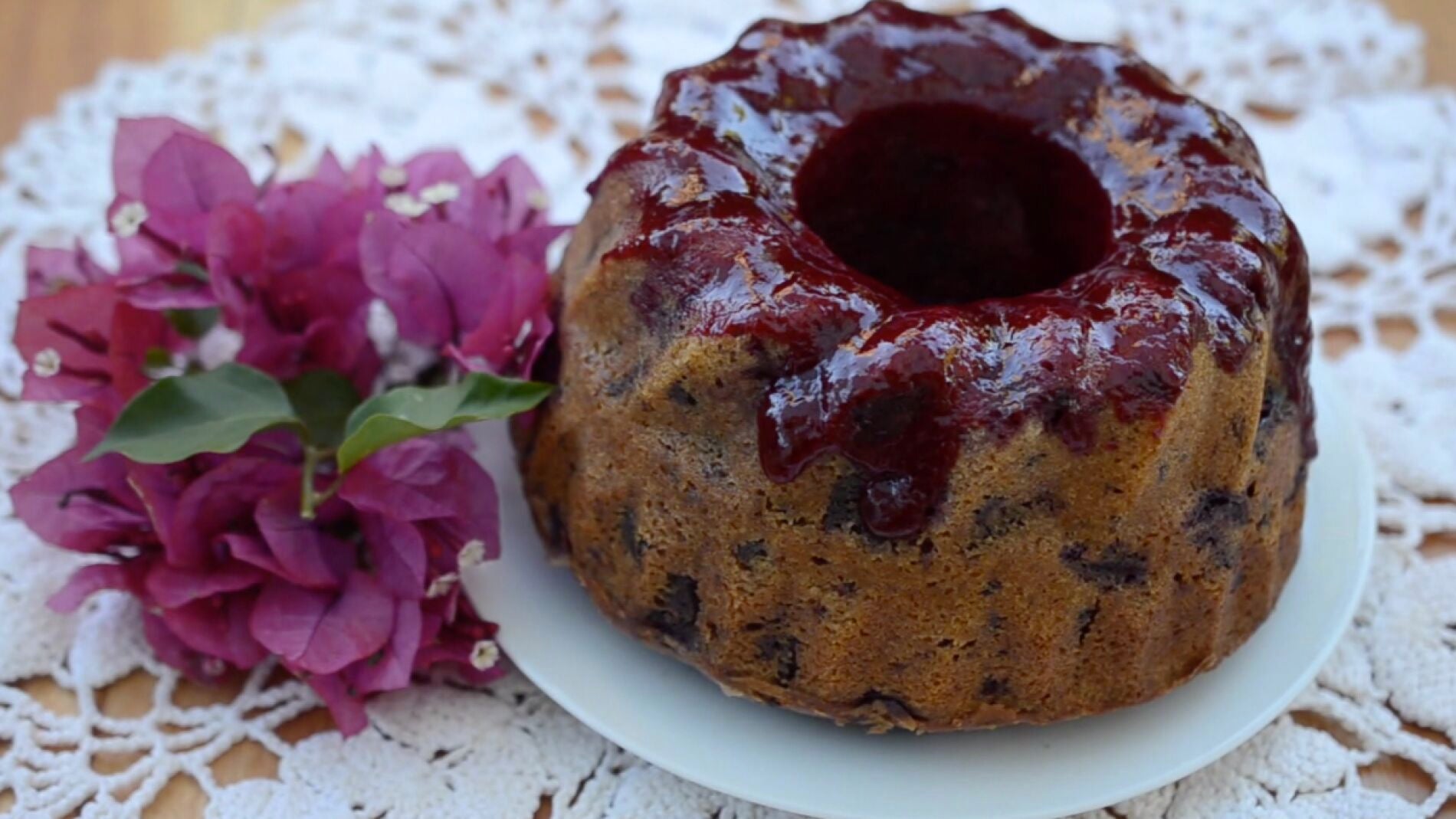 bundtcake de chocolate y frambuesa