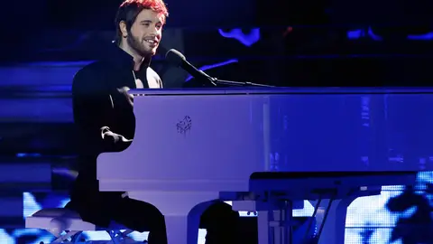 Adrián Rodríguez como Pablo Alborán Adrián Rodríguez como Pablo Alborán