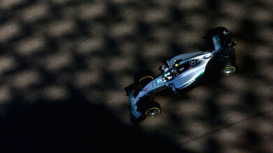 Rosberg lidera los Libres 2 de Abu Dabi con Alonso 9º y Sainz K.O.
