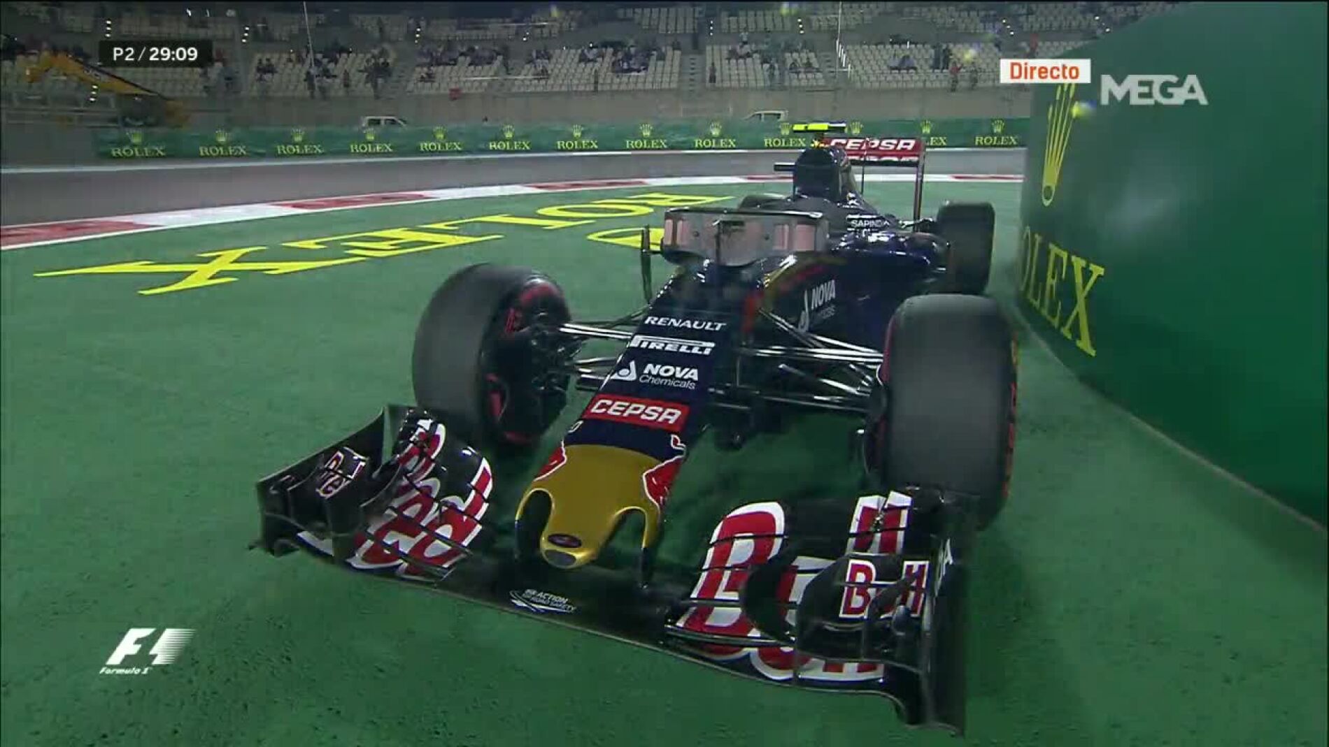 El Toro Rosso, parado en Yas Marina