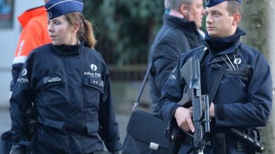 Evacúan un centro comercial en Bélgica por un robo frustrado con personas armadas
