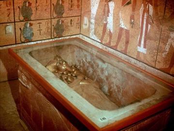Sarcófago del faraón Tutankamon en el Valle de los Reyes