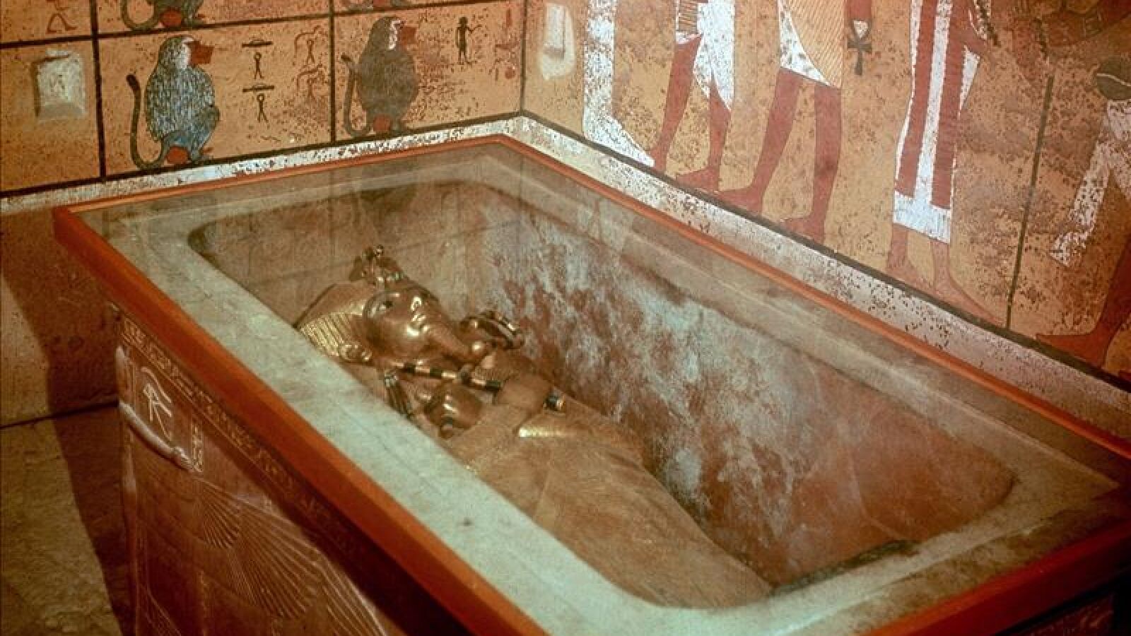 Podría existir 'algo' tras los muros de la tumba de Tutankamón