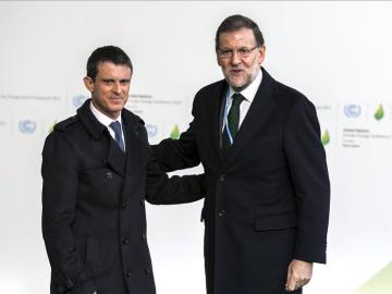 Rajoy junto al primer ministro francés, Manuel Valls