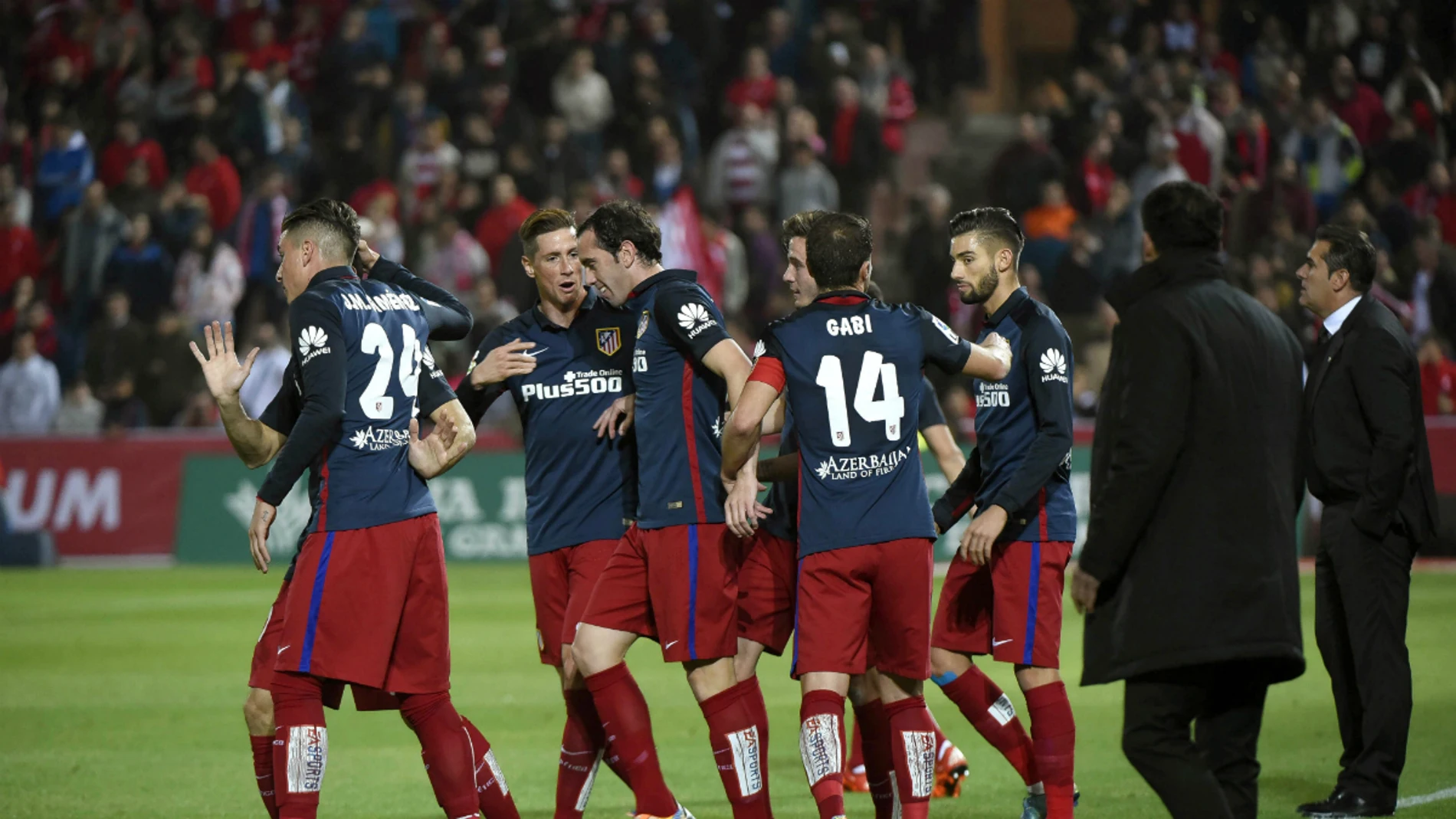 Los jugadores del Atlético celebran un gol Los jugadores del Atlético celebran un gol