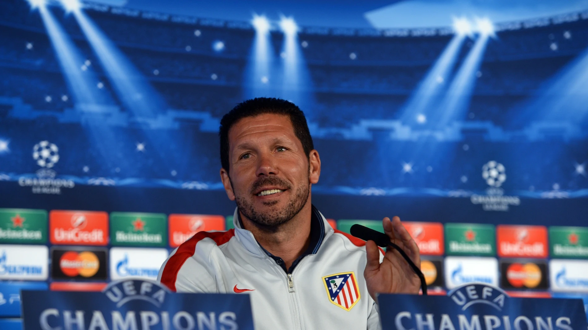 Diego Pablo Simeone, en rueda de prensa previa a un partido de Champions League Diego Pablo Simeone, en rueda de prensa previa a un partido de Champions League