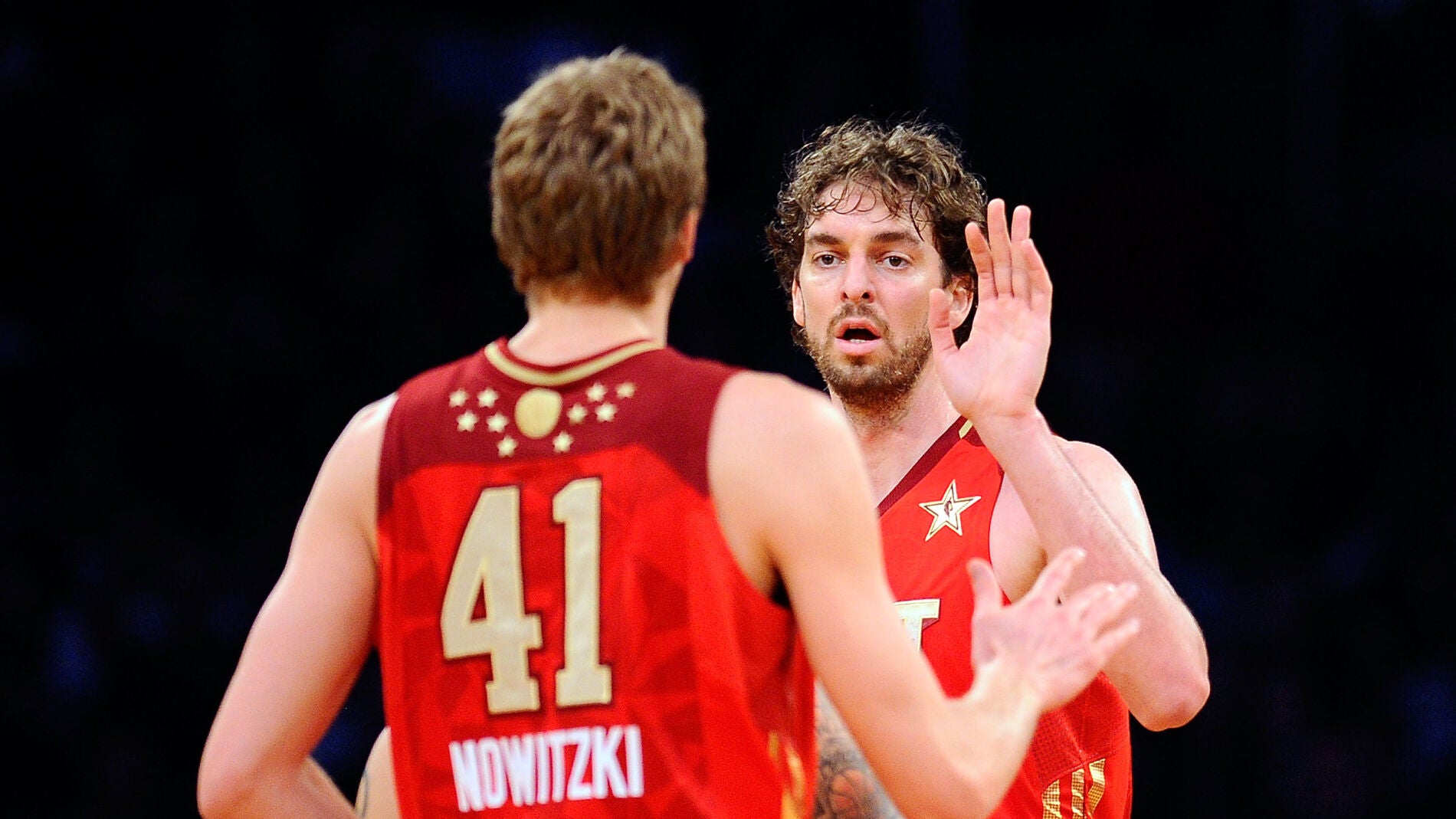 Pau Gasol y Dirk Nowitzki durante el All Star