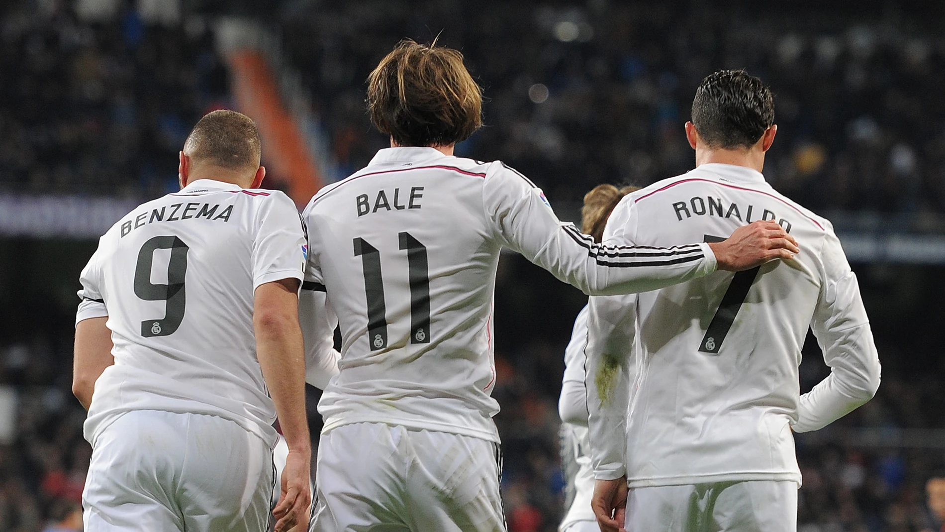Benzema, Bale y Cristiano celebran un gol con el Real Madrid Benzema, Bale y Cristiano celebran un gol con el Real Madrid