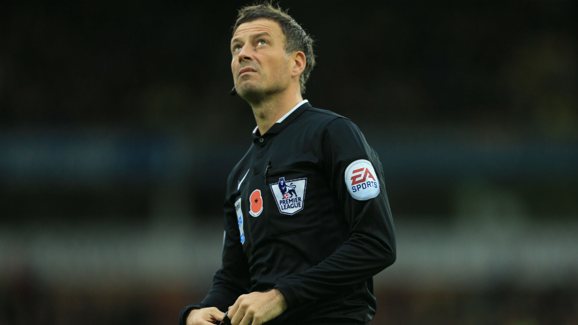 Mark Clattenburg, durante un encuentro de la Premier League