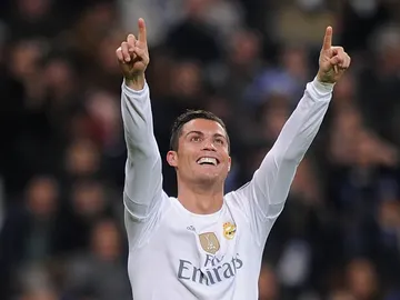 Cristiano Ronaldo celebra uno de sus goles contra el Malmö Cristiano Ronaldo celebra uno de sus goles contra el Malmö