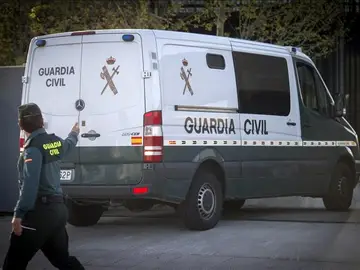 Imagen de un furgón de la Guardia Civil Imagen de un furgón de la Guardia Civil