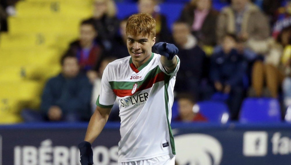 Peñaranda celebra un gol