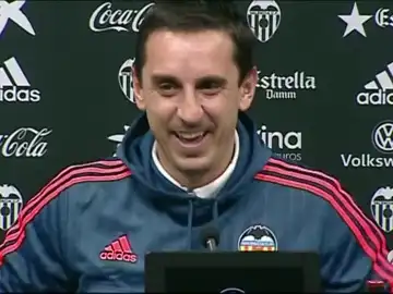 Gary Neville, en rueda de prensa Gary Neville, en rueda de prensa