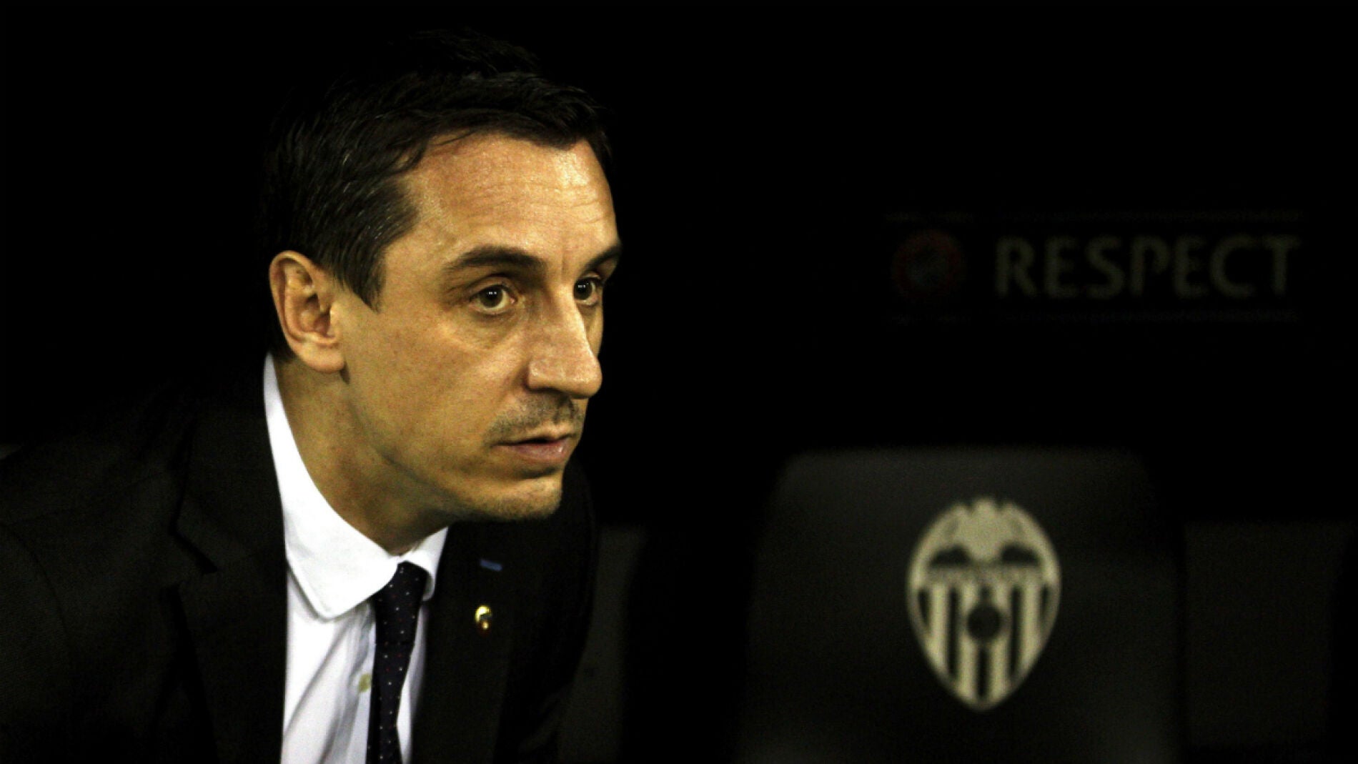 Gary Neville, durante el partido contra el Lyon