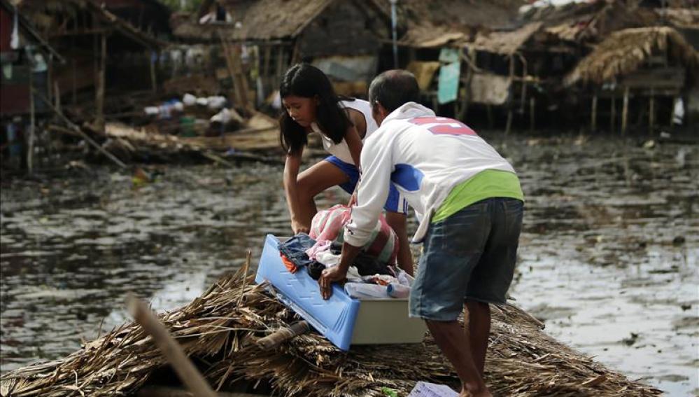 Consecuencias del tifón Melor en Filipinas