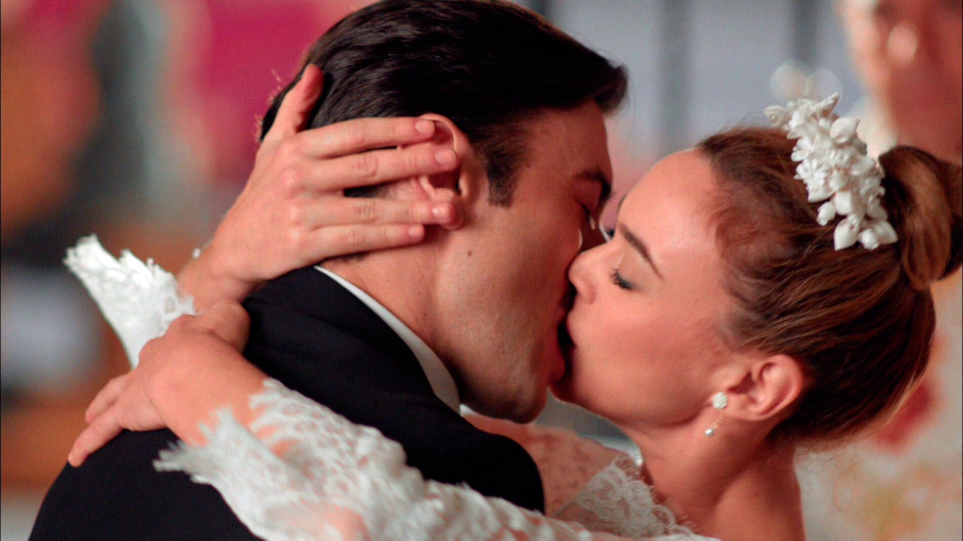 Mateo y Clara se dan el &lsquo;S&iacute; quiero&rsquo; a solas
