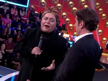 Falete canta una ranchera Falete canta una ranchera