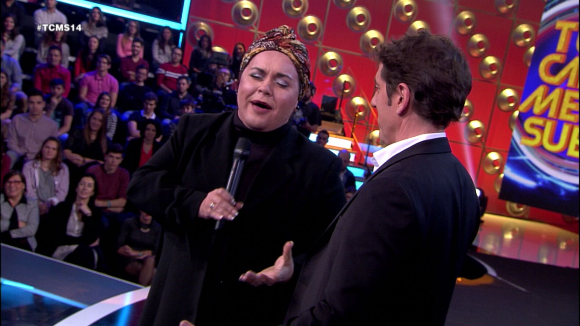 Falete canta una ranchera