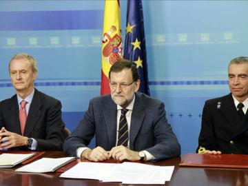 Rajoy felicita la navidad a las tropas