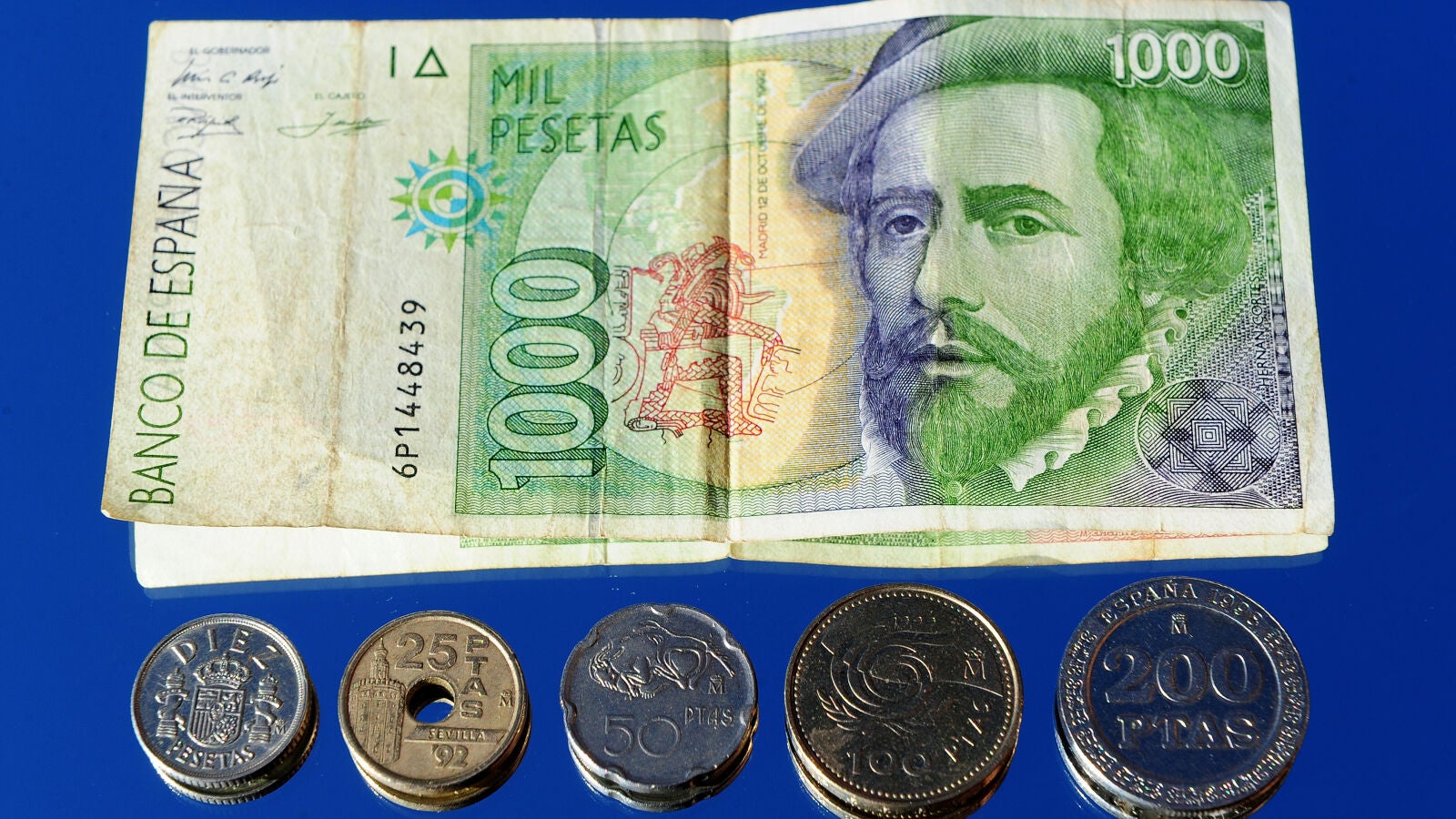 Los españoles conservan 1.653 millones de euros en pesetas