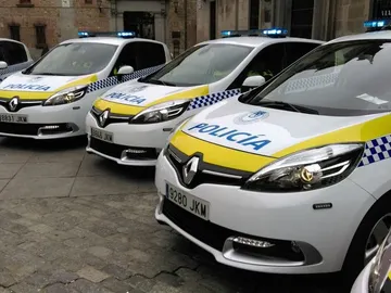 Coches de la Policía Municipal de Madrid Coches de la Policía Municipal de Madrid