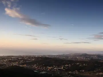 Un bólido cruza el cielo Un bólido cruza el cielo
