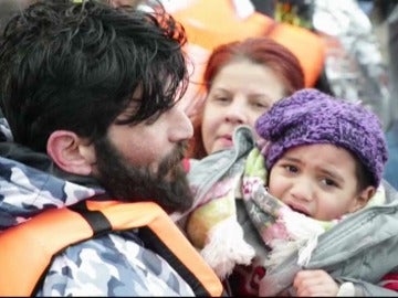 Refugiados que llegan a Lesbos