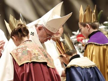 Una reina maga con el Papa Francisco