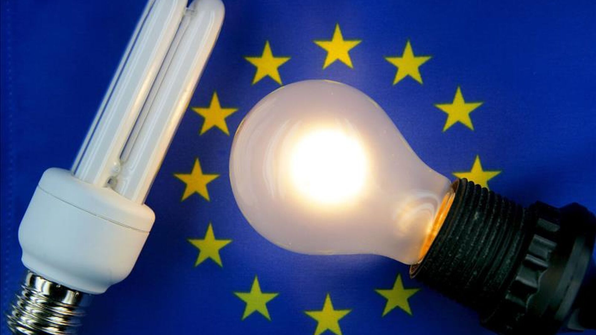 Facua pide una tarifa m&aacute;xima de luz totalmente regulada