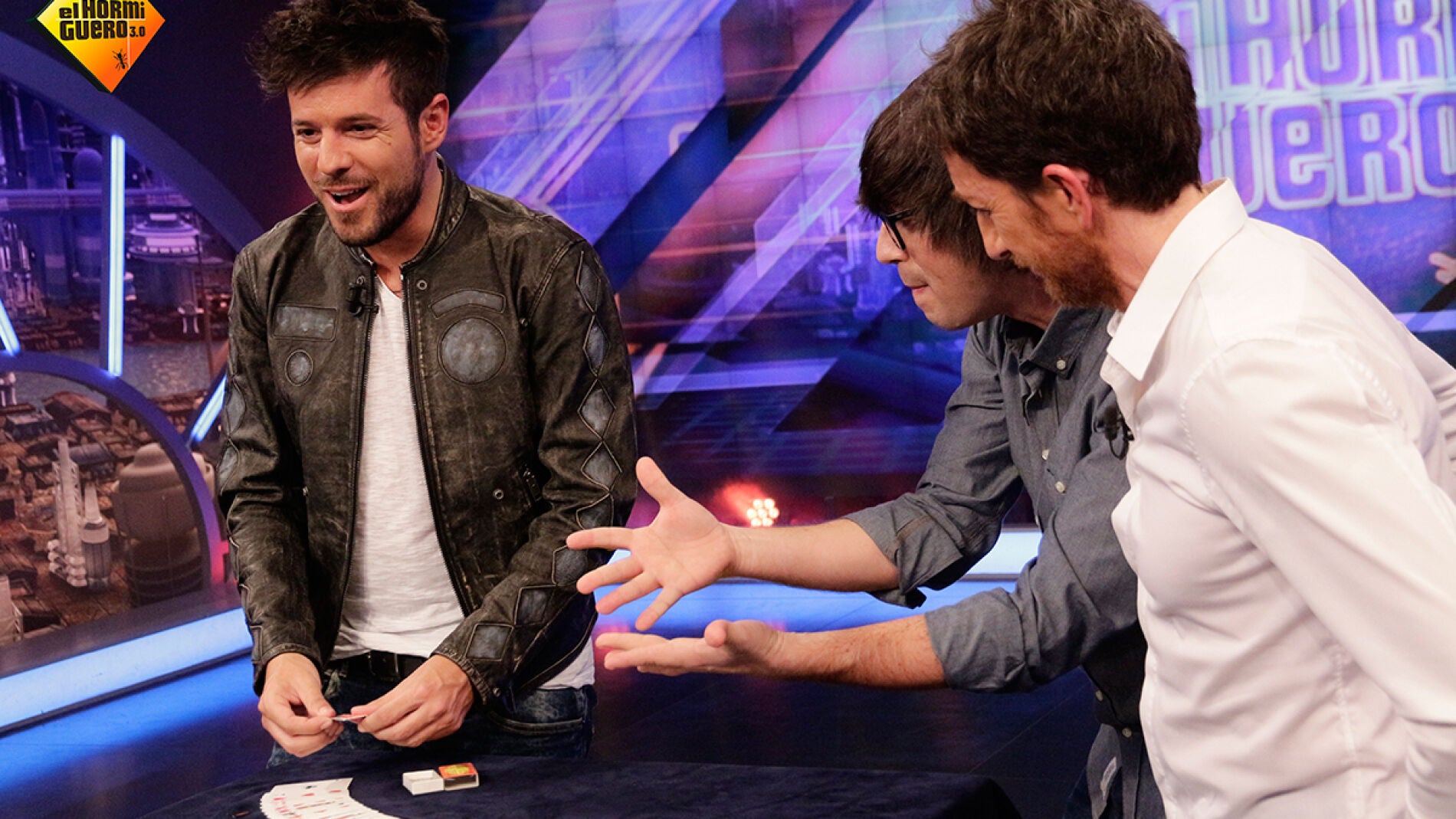 Piedrahita sorprende a Pablo López con la misteriosa caja de cerillas