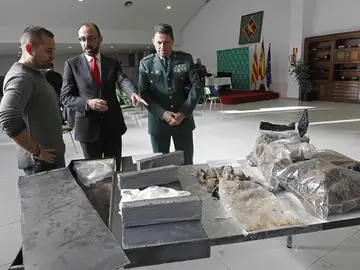 El material intervenido por la Guardia Civil El material intervenido por la Guardia Civil