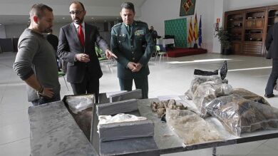 Intervienen 375 kilos de cocaína negra y desmantelan un laboratorio en Cataluña