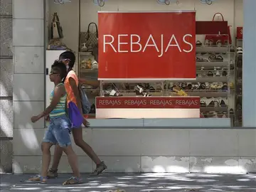 Las rebajas suponen un 25% del total de ventas de todo el año Las rebajas suponen un 25% del total de ventas de todo el año