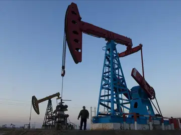 Un pozo de petróleo Un pozo de petróleo