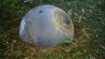Bola de metal encontrada den Vietnam