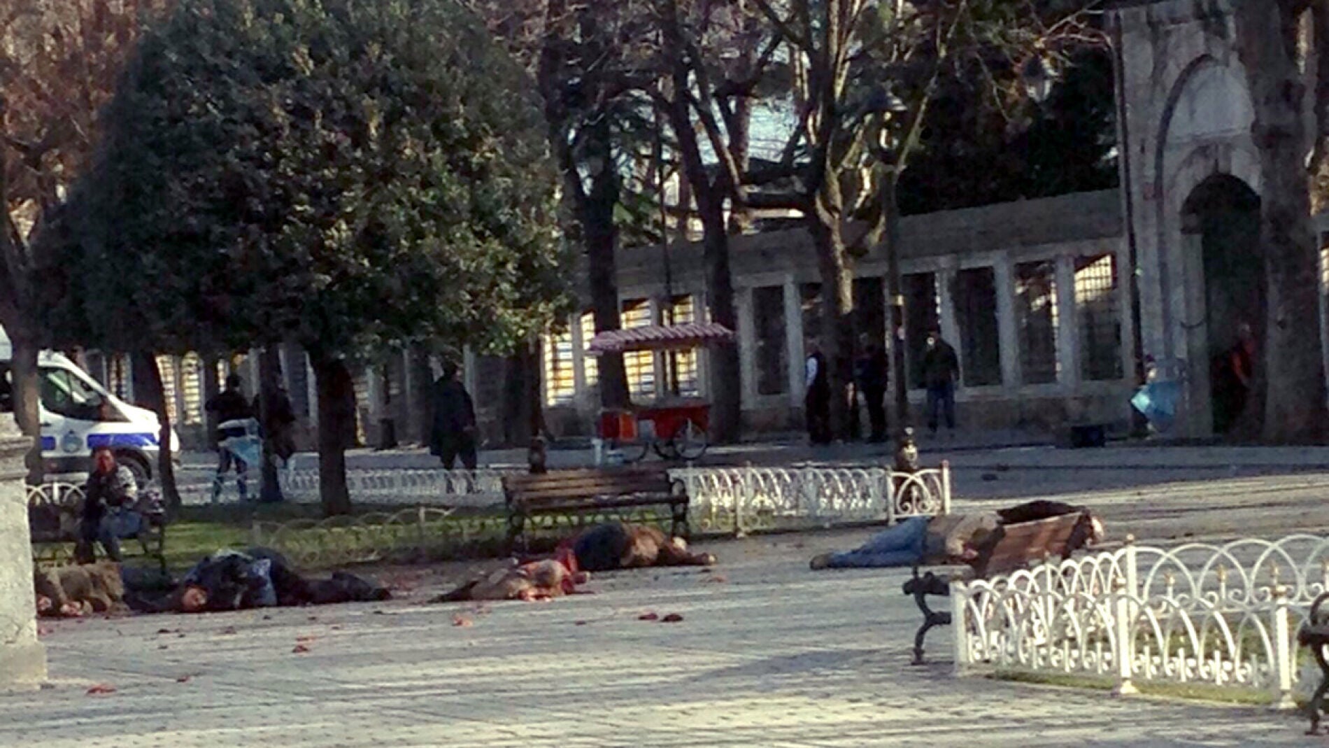 Una explosi&oacute;n deja varios muertos en Estambul