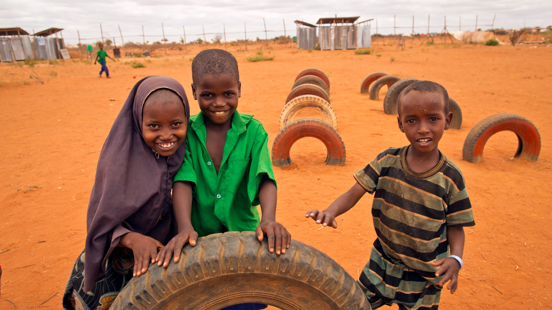 Muchos niños en zonas de conflicto no tienen acceso a la educación Muchos niños en zonas de conflicto no tienen acceso a la educación