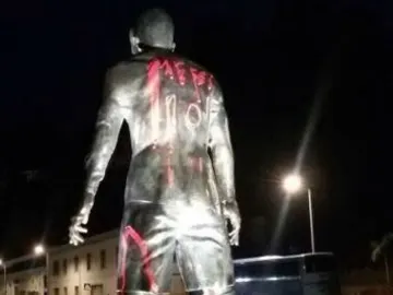 La estatua de Cristiano en Funchal La estatua de Cristiano en Funchal