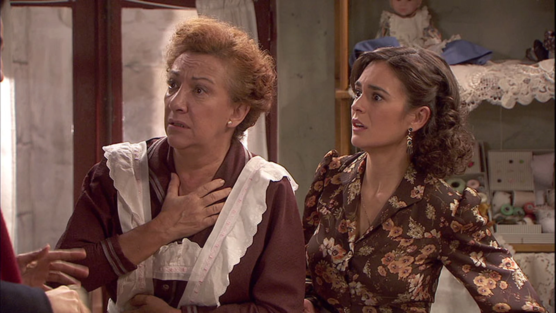 Dolores y Gracia están muy preocupadas por el atentado