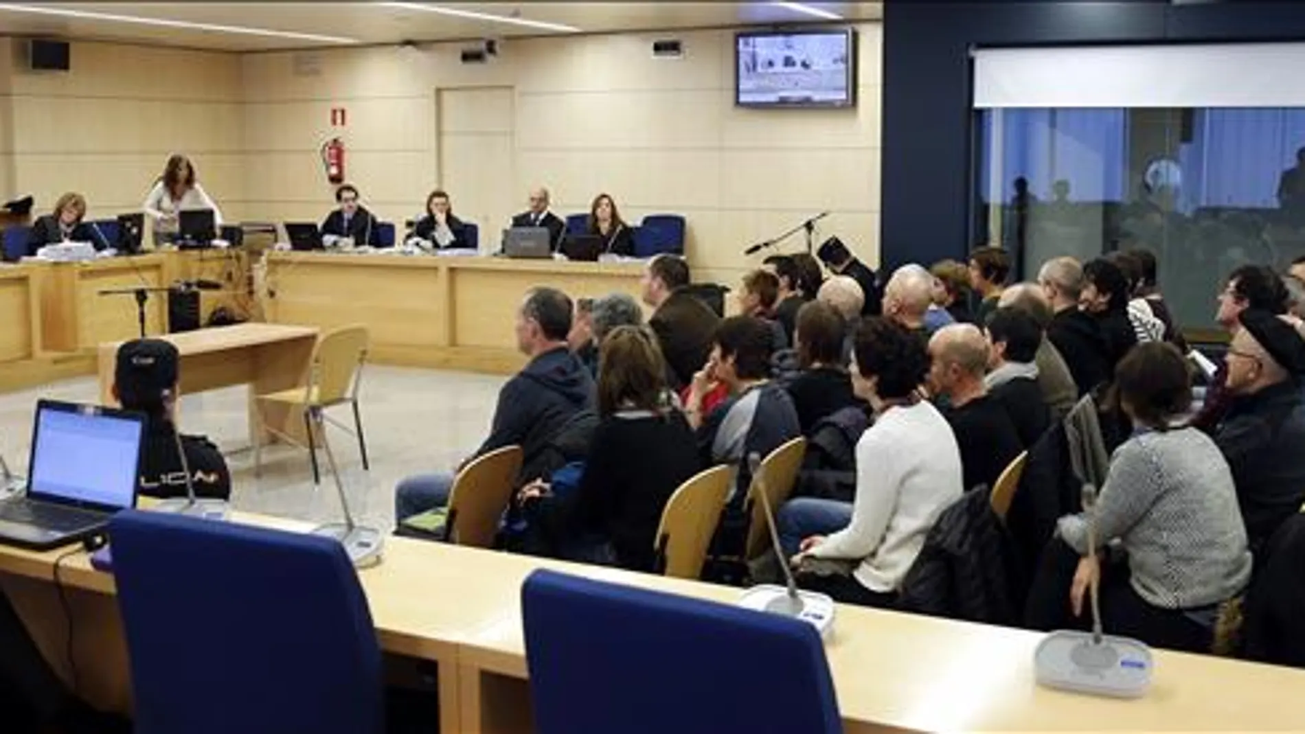 Los 35 miembros de la cúpula de la reconstruida Batasuna durante el juicio Los 35 miembros de la cúpula de la reconstruida Batasuna durante el juicio