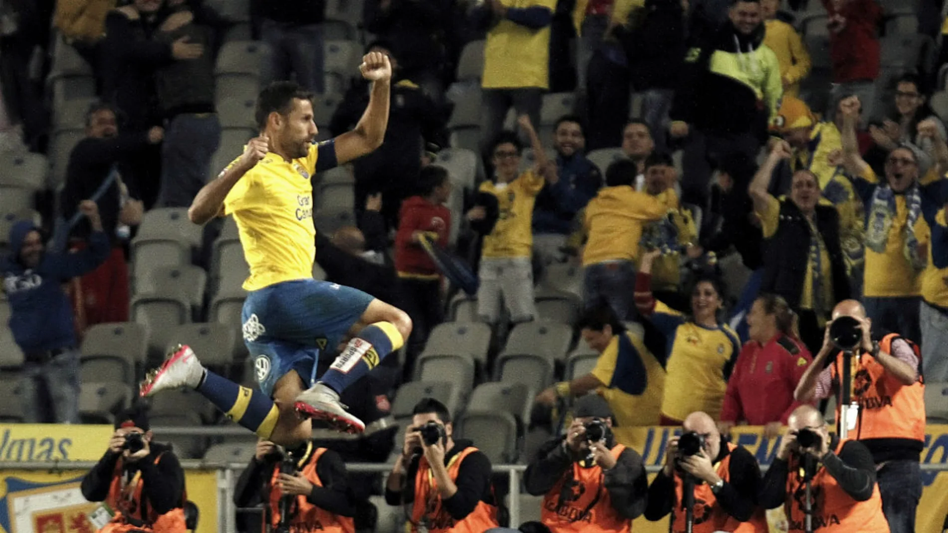 David García celebra el 3-2 definitivo ante el Eibar David García celebra el 3-2 definitivo ante el Eibar