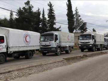 Varios convoyes cargados con ayuda humanitaria se dirigen a Madaya