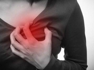 ¿Cuáles son los síntomas previos de un ataque al corazón?