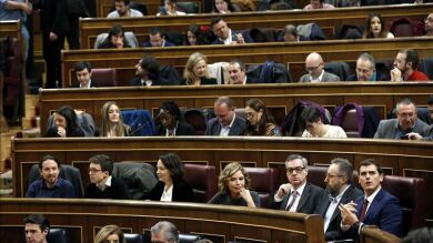 La Mesa del Congreso celebra la primera reunión de la legislatura para fijar los plazos para la inscripción de los grupos