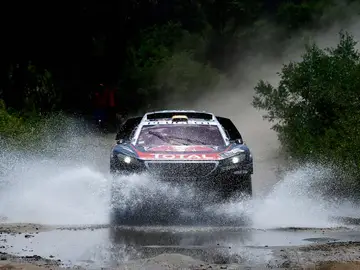 Stéphane Peterhansel, durante el Dakar 2016 Stéphane Peterhansel, durante el Dakar 2016