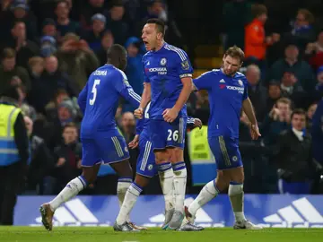 Terry celebra un gol frente al Everton Terry celebra un gol frente al Everton