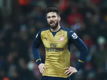 Giroud lamenta una ocasión fallada con el Arsenal Giroud lamenta una ocasión fallada con el Arsenal