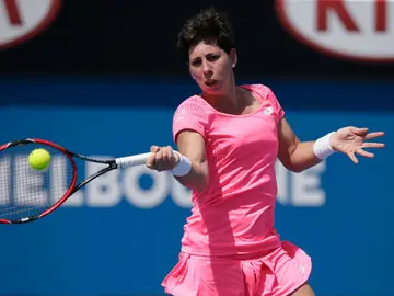Carla Suárez golpea una pelota en su estreno en Australia Carla Suárez golpea una pelota en su estreno en Australia