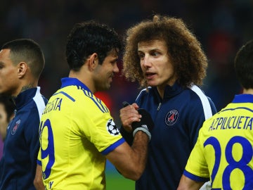 Diego Costa y David Luiz en un enfrentamiento de Champions League