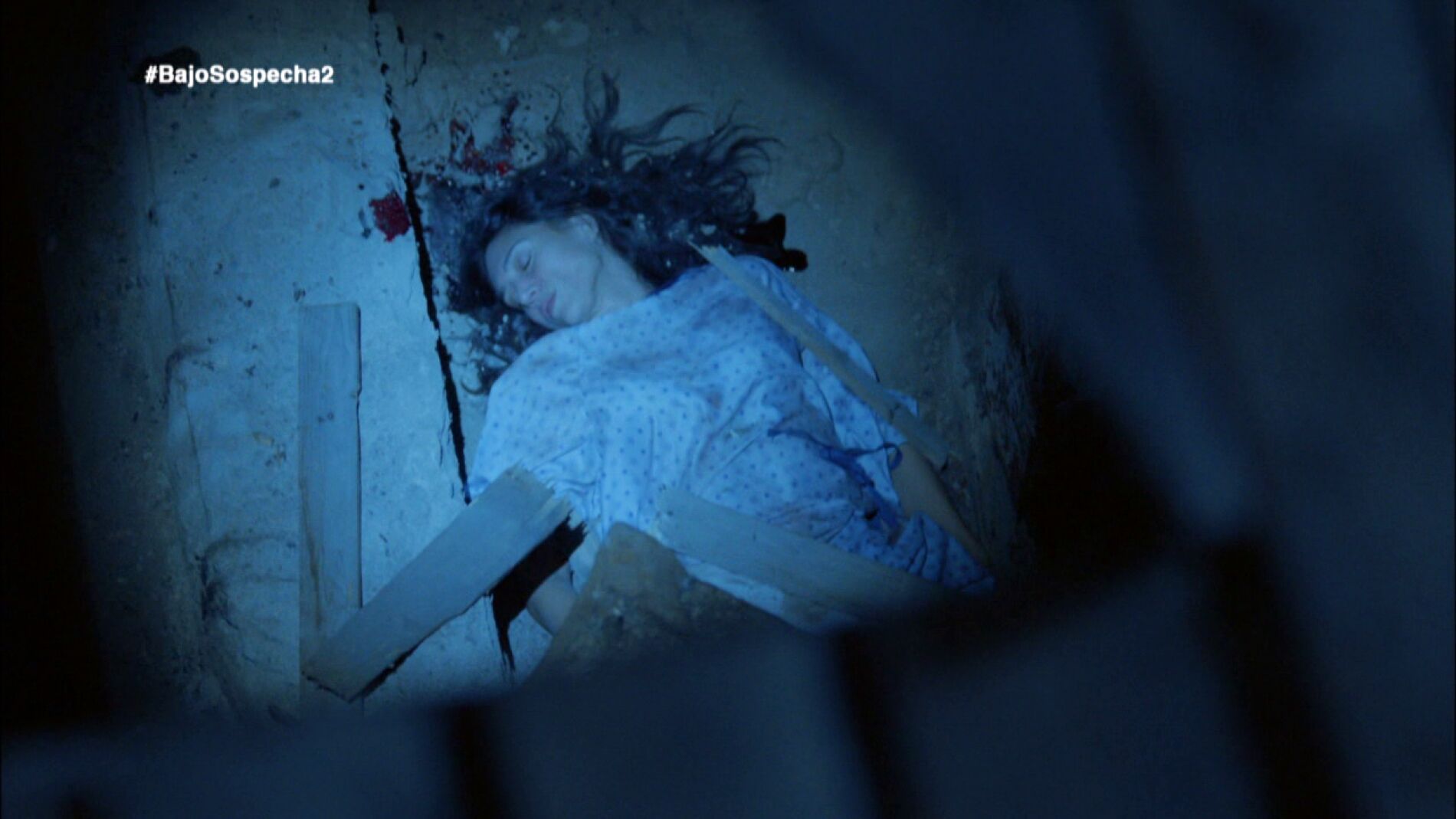 Vidal y Sophie encuentran a Sara Guzm&aacute;n muy grave